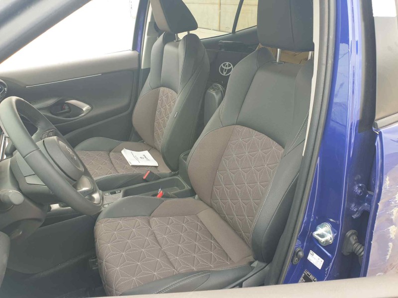 toyota yaris cross mpx del año 2024