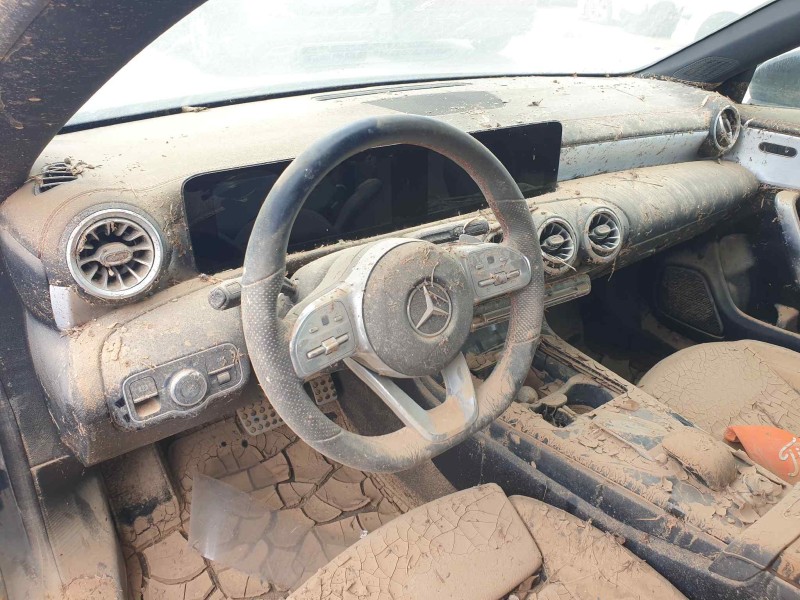 mercedes clase cla (w118) del año 2022