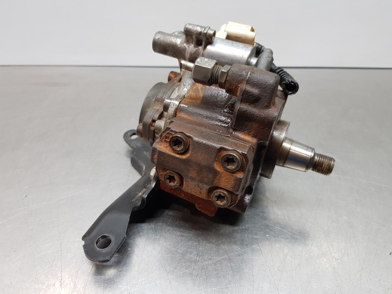 Recambio de bomba inyeccion para ford focus lim. (cb8) urban referencia OEM IAM 9676289780 A2C53384062 