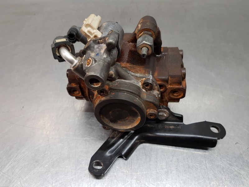 Recambio de bomba inyeccion para ford focus lim. (cb8) urban referencia OEM IAM 9676289780 A2C53384062 