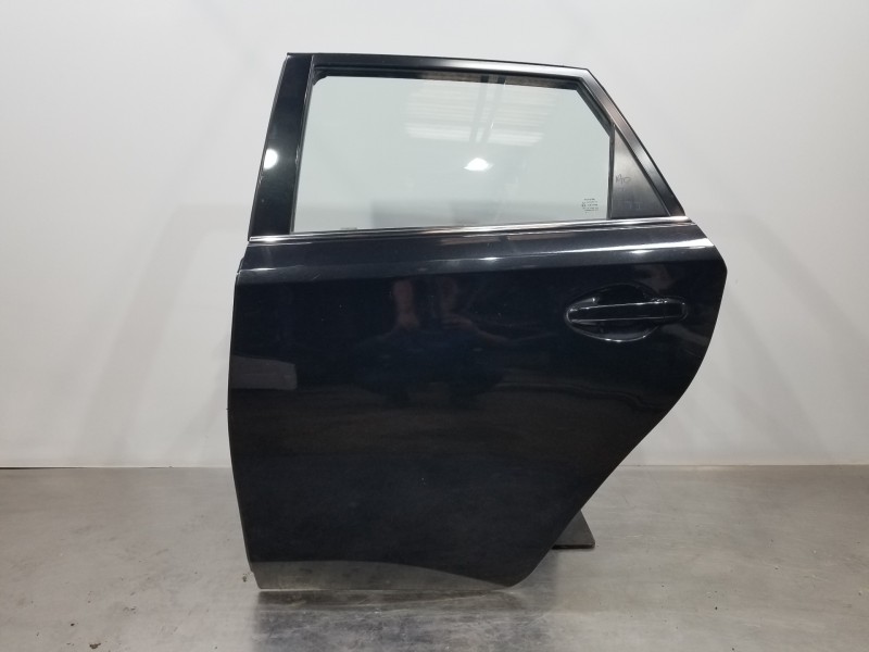 Recambio de puerta trasera izquierda para toyota auris advance referencia OEM IAM 6700402380 NEGRO  Recambio de puerta trasera izquierda para toyota auris advance referencia OEM IAM 6700402380 NEGRO