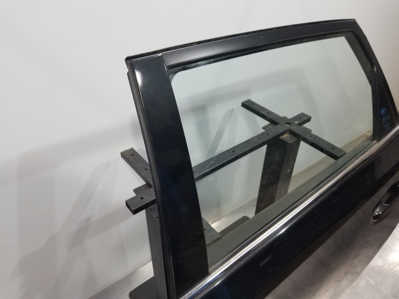 Recambio de puerta trasera izquierda para toyota auris advance referencia OEM IAM 6700402380 NEGRO  Recambio de puerta trasera izquierda para toyota auris advance referencia OEM IAM 6700402380 NEGRO