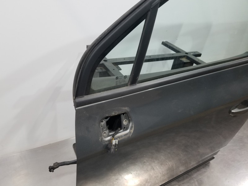 Recambio de puerta delantera izquierda para chevrolet orlando ltz referencia OEM IAM 95242604   Recambio de puerta delantera izquierda para chevrolet orlando ltz referencia OEM IAM 95242604