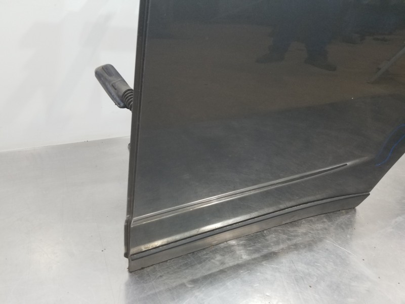 Recambio de puerta trasera izquierda para chevrolet orlando ltz referencia OEM IAM    Recambio de puerta trasera izquierda para chevrolet orlando ltz referencia OEM IAM