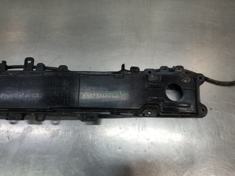 Recambio de refuerzo paragolpes trasero para hyundai tucson tl referencia OEM IAM 86631D7000  