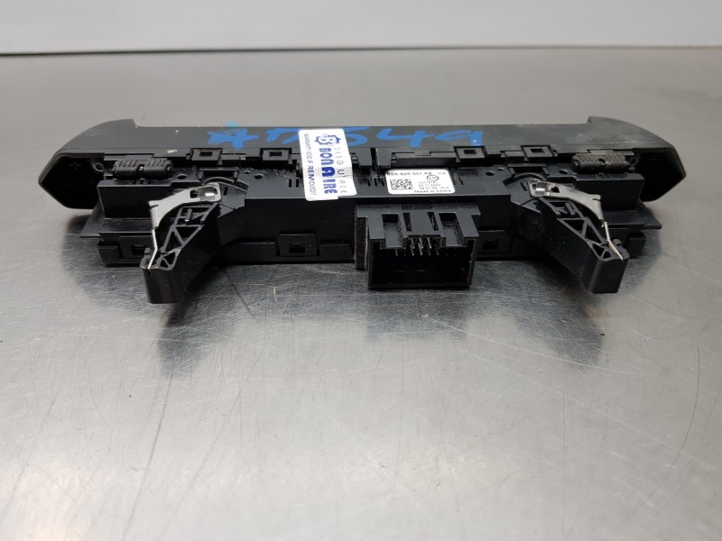 Recambio de warning para audi a1 sportback (gba) cool referencia OEM IAM 82A925301AE  