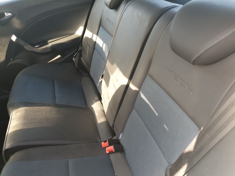 seat ibiza (6j5) del año 2015