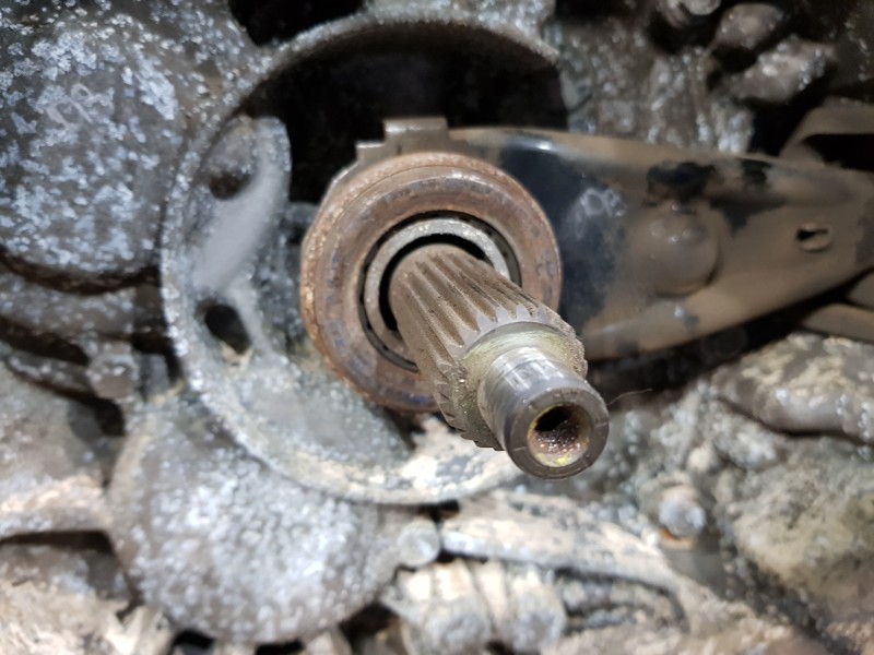 Recambio de caja cambios para mazda 6 lim. (gh) sport referencia OEM IAM A6301701XG  