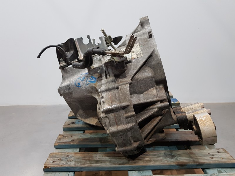 Recambio de caja cambios para mazda 6 lim. (gh) sport referencia OEM IAM A6301701XG  