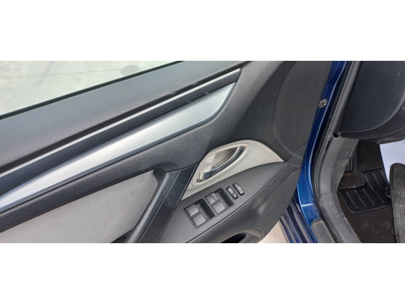 toyota avensis touring sports del año 2015