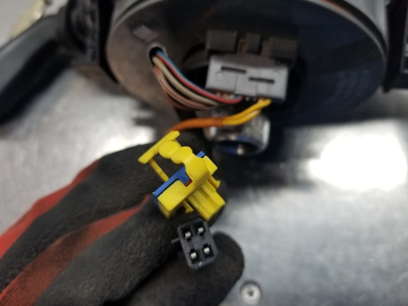 Recambio de columna direccion para opel corsa c luxe referencia OEM IAM 93175515 13136673 13136672 Recambio de columna direccion para opel corsa c luxe referencia OEM IAM 93175515 13136673 13136672