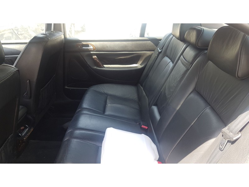 peugeot 607 (s1) del año 2000