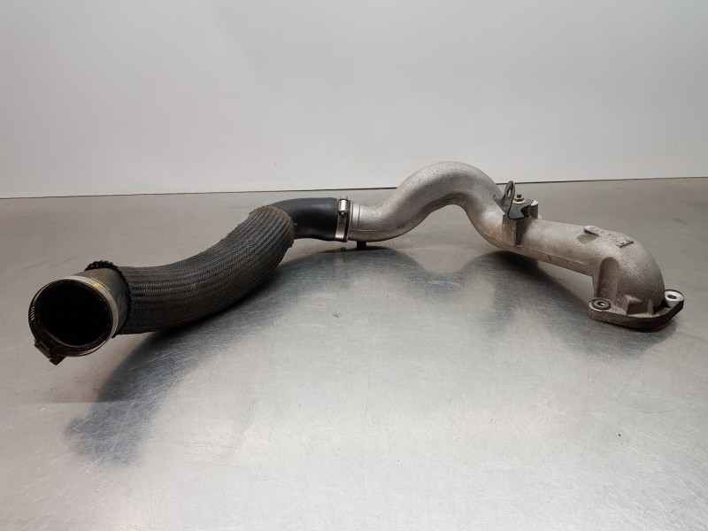 Recambio de tubo presion turbocompresor para mazda 6 lim. (gh) sport referencia OEM IAM R2AA13330B R2AA13220C  Recambio de tubo presion turbocompresor para mazda 6 lim. (gh) sport referencia OEM IAM R2AA13330B R2AA13220C