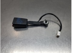 Recambio de enganche del cinturon delantero der para mazda 6 lim. (gh) sport referencia OEM IAM