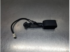 Recambio de enganche del cinturon delantero der para mazda 6 lim. (gh) sport referencia OEM IAM    2