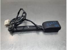 Recambio de enganche del cinturon delantero izq para mazda 6 lim. (gh) sport referencia OEM IAM GS1E57680A02   2
