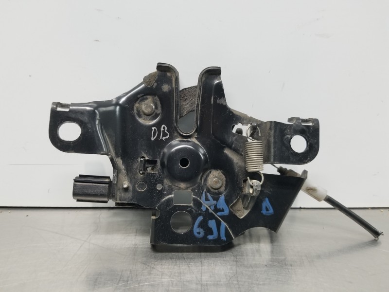 Recambio de cerradura capot para lexus nx essence referencia OEM IAM 5351078010  