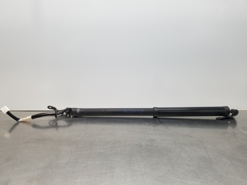 Recambio de amortiguadores maletero / porton para lexus nx essence referencia OEM IAM 6891079019 6891078022 