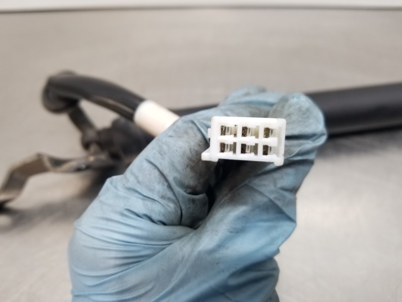 Recambio de amortiguadores maletero / porton para lexus nx essence referencia OEM IAM 6891079019 6891078022 