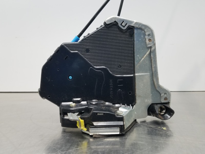 Recambio de cerradura puerta delantera izquierda para lexus nx essence referencia OEM IAM 6904053100  