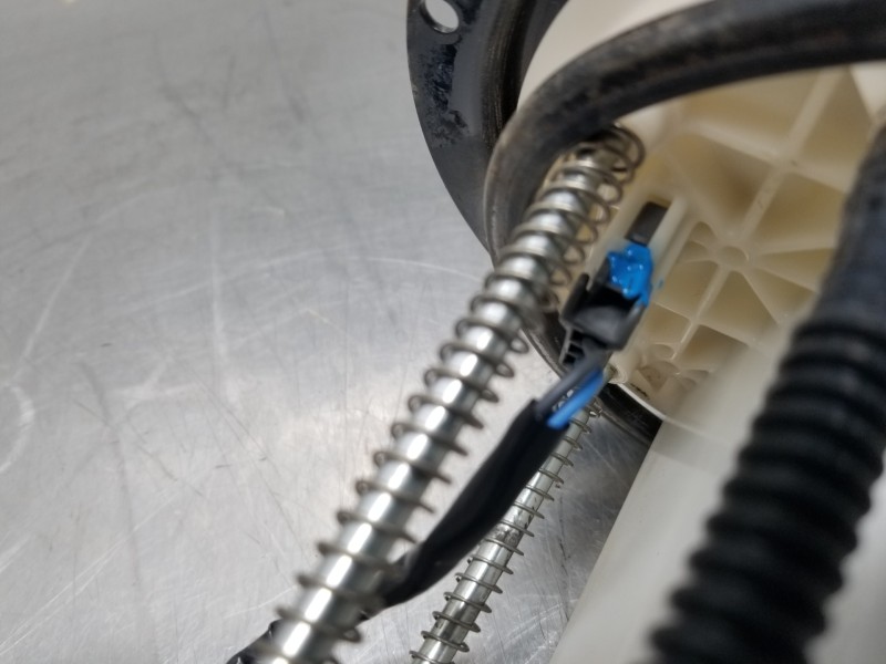 Recambio de aforador para lexus nx essence referencia OEM IAM 7702442110  