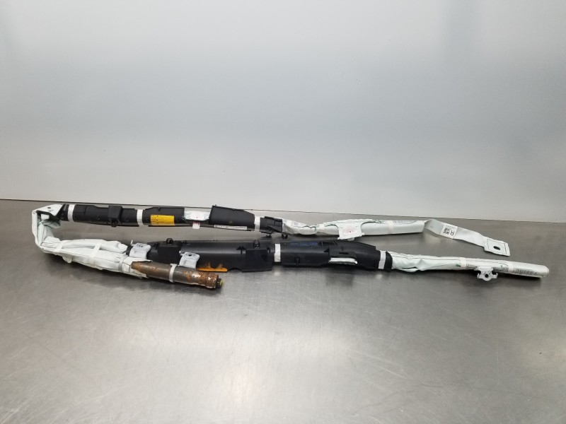 Recambio de airbag cortina delantero derecho para lexus nx essence referencia OEM IAM 6217078020  