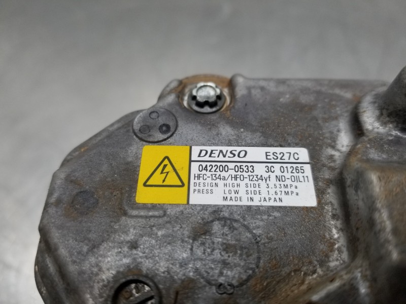 Recambio de compresor aire acondicionado para lexus nx essence referencia OEM IAM 8837033030 0422000533 