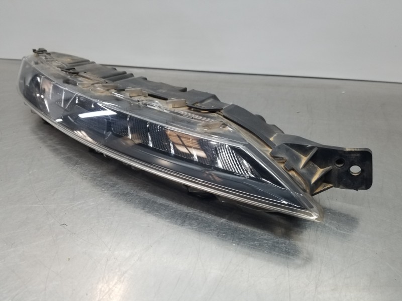 Recambio de piloto delantero derecho para citroen c4 grand picasso spacetourer referencia OEM IAM 9822653180  