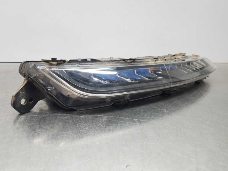 Recambio de piloto delantero derecho para citroen c4 grand picasso spacetourer referencia OEM IAM 9822653180  