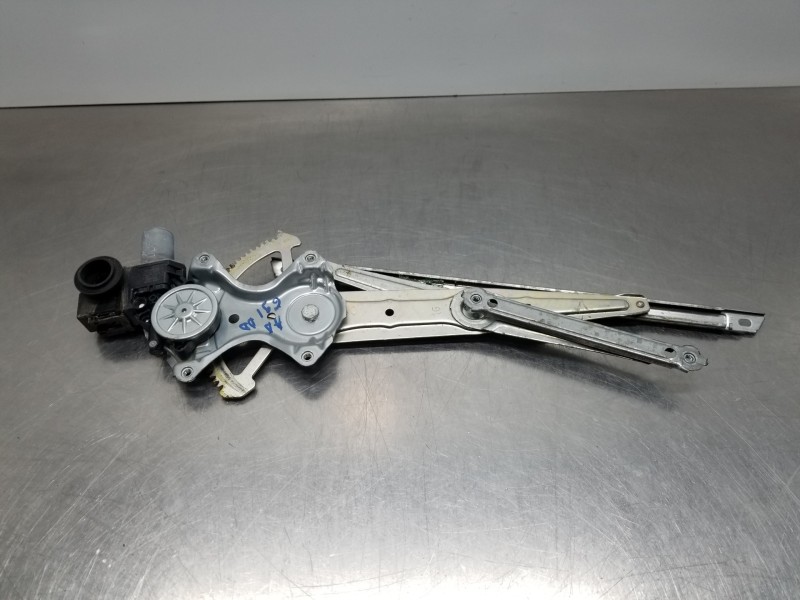 Recambio de elevalunas delantero derecho para lexus nx essence referencia OEM IAM 8571078011 6980178010 