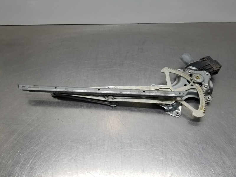 Recambio de elevalunas trasero derecho para lexus nx essence referencia OEM IAM 8571078021 6980178020 