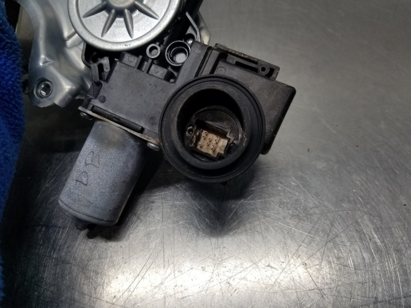 Recambio de elevalunas trasero derecho para lexus nx essence referencia OEM IAM 8571078021 6980178020 