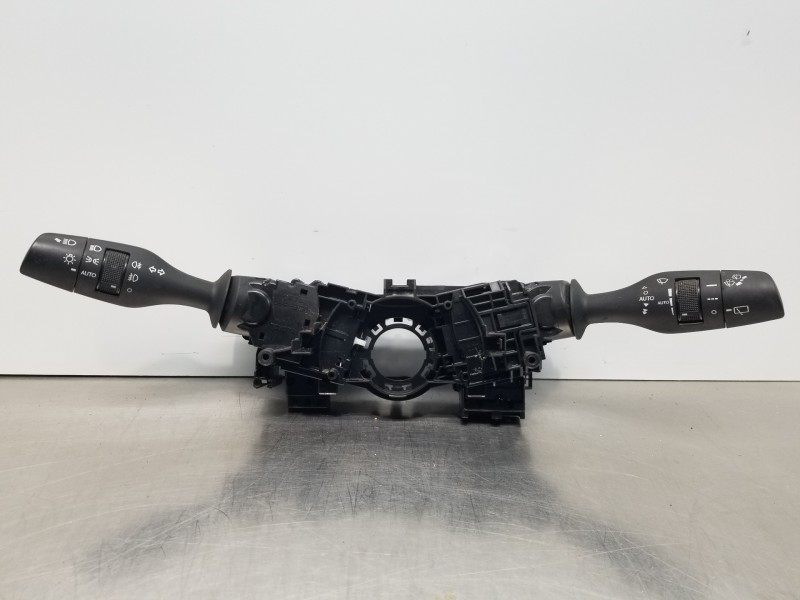 Recambio de mando multifuncion para lexus nx essence referencia OEM IAM 8414078010 8465278020 