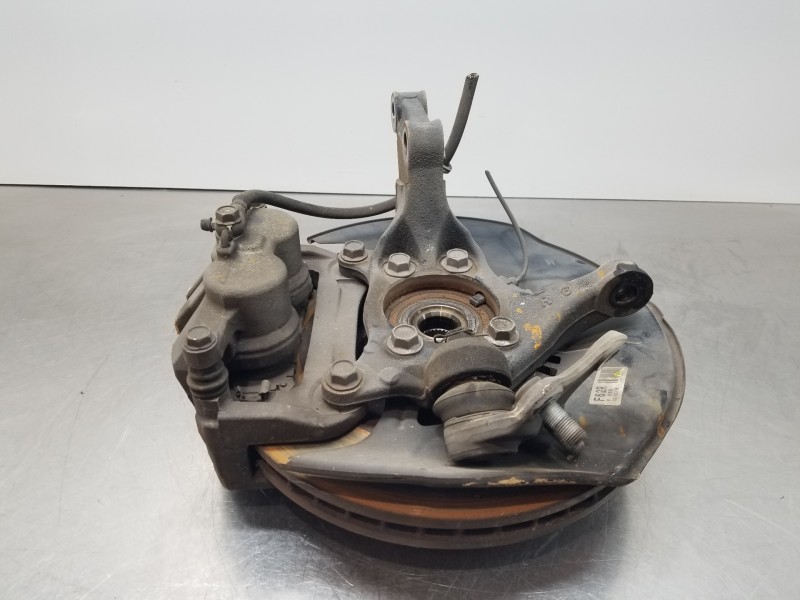 Recambio de mangueta delantera derecha para lexus nx essence referencia OEM IAM 4321178010  