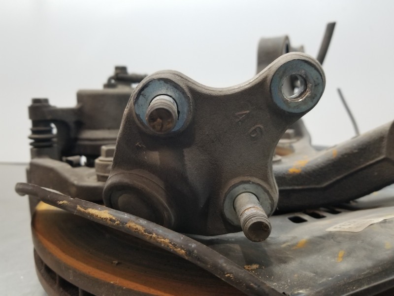 Recambio de mangueta delantera derecha para lexus nx essence referencia OEM IAM 4321178010  