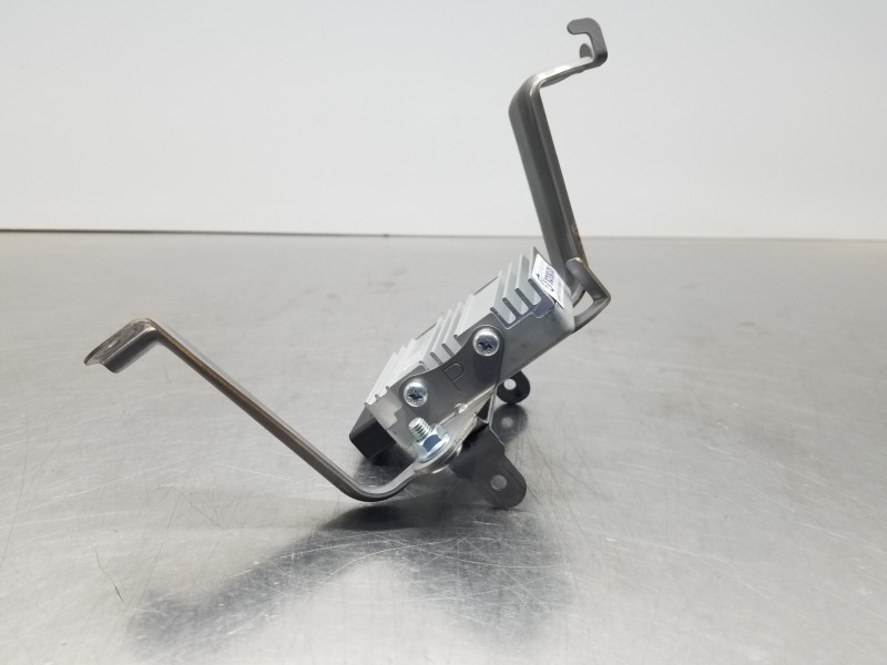 Recambio de modulo electronico para lexus nx essence referencia OEM IAM 8957078010 1049935094 