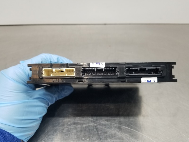 Recambio de modulo electronico para lexus nx essence referencia OEM IAM 8999078172 2329009570 