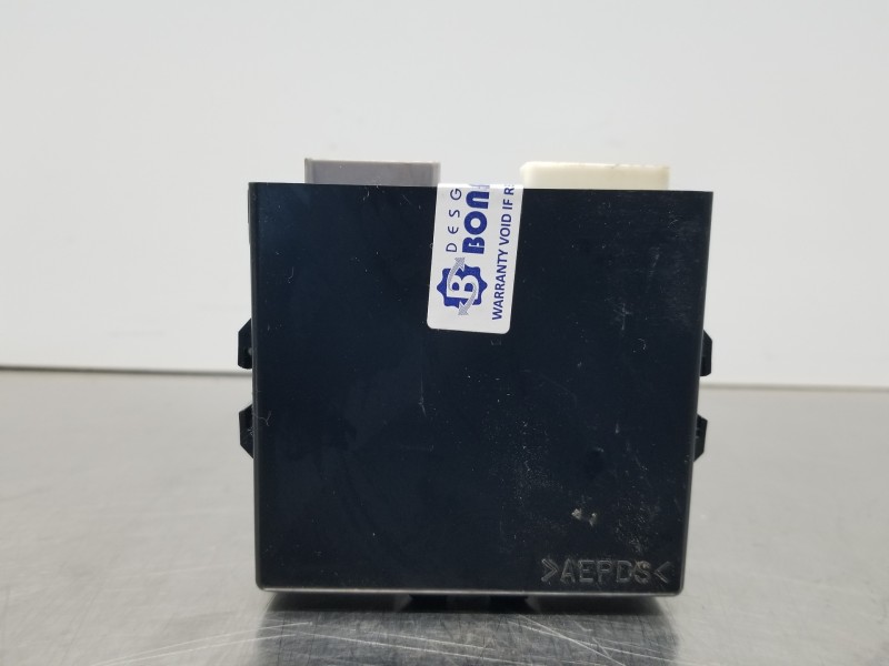 Recambio de modulo electronico para lexus nx essence referencia OEM IAM 8905078012  