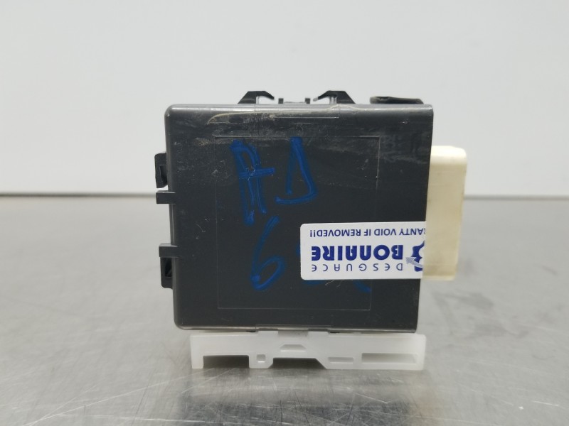 Recambio de modulo electronico para lexus nx essence referencia OEM IAM 8597042010 0515004280 