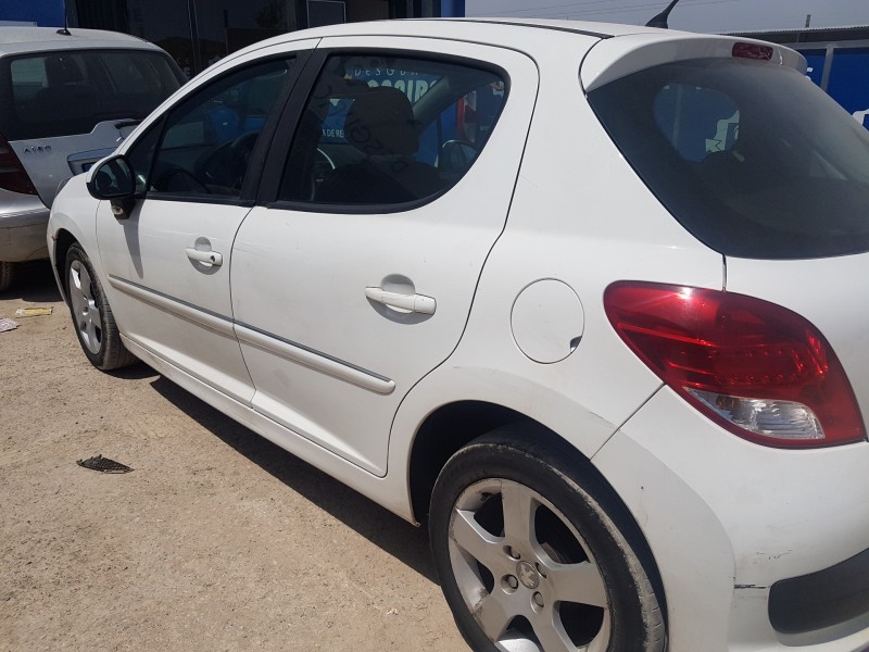 peugeot 207 del año 2011