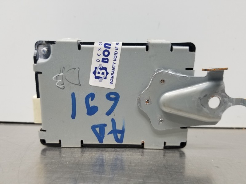 Recambio de modulo electronico para lexus nx essence referencia OEM IAM 897B078061 61G082000 