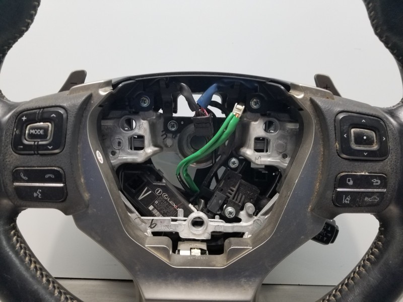 Recambio de volante para lexus nx essence referencia OEM IAM 4510053481C0  