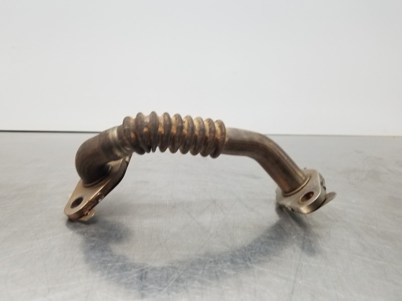 Recambio de tubo para lexus nx essence referencia OEM IAM 2561236010  