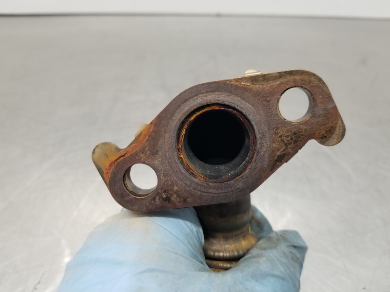 Recambio de tubo para lexus nx essence referencia OEM IAM 2561236010  