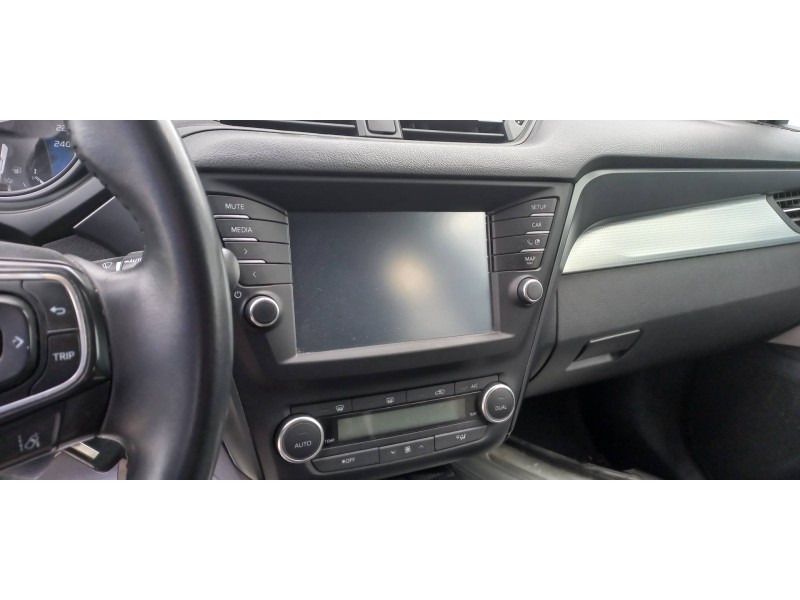 toyota avensis touring sports del año 2015