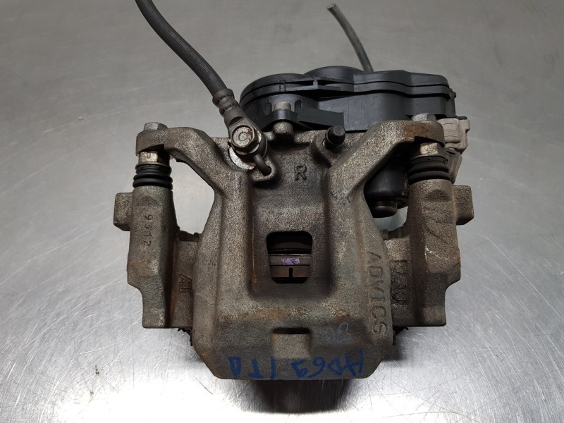 Recambio de pinza freno trasera derecha para lexus nx essence referencia OEM IAM 4783078010  