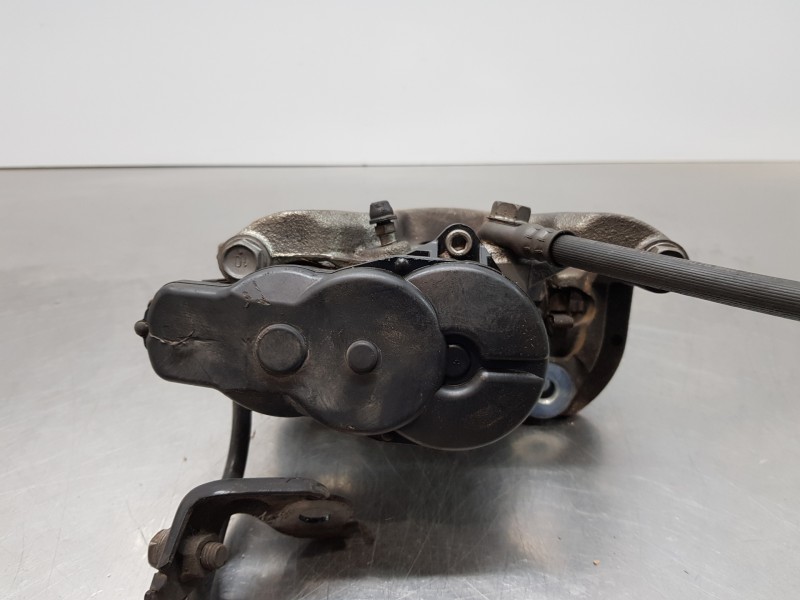 Recambio de pinza freno trasera derecha para lexus nx essence referencia OEM IAM 4783078010  