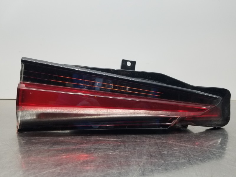 Recambio de piloto trasero izquierdo interior para lexus nx essence referencia OEM IAM 8159078050  