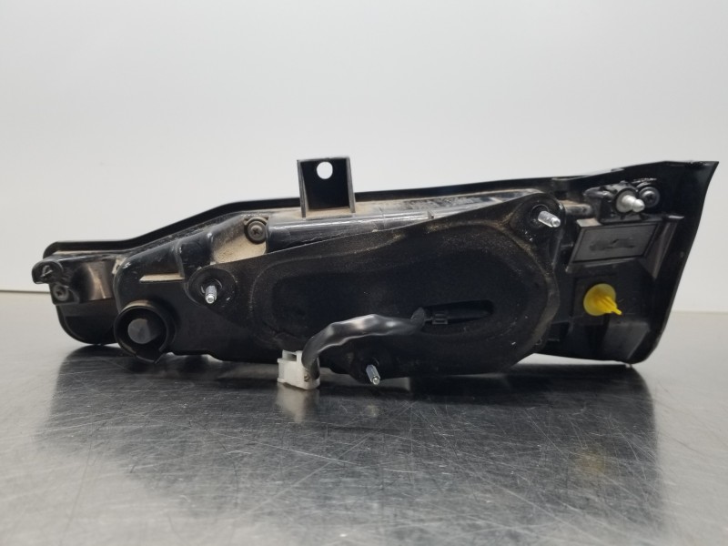 Recambio de piloto trasero izquierdo interior para lexus nx essence referencia OEM IAM 8159078050  