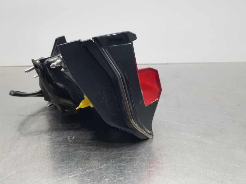 Recambio de piloto trasero izquierdo interior para lexus nx essence referencia OEM IAM 8159078050  